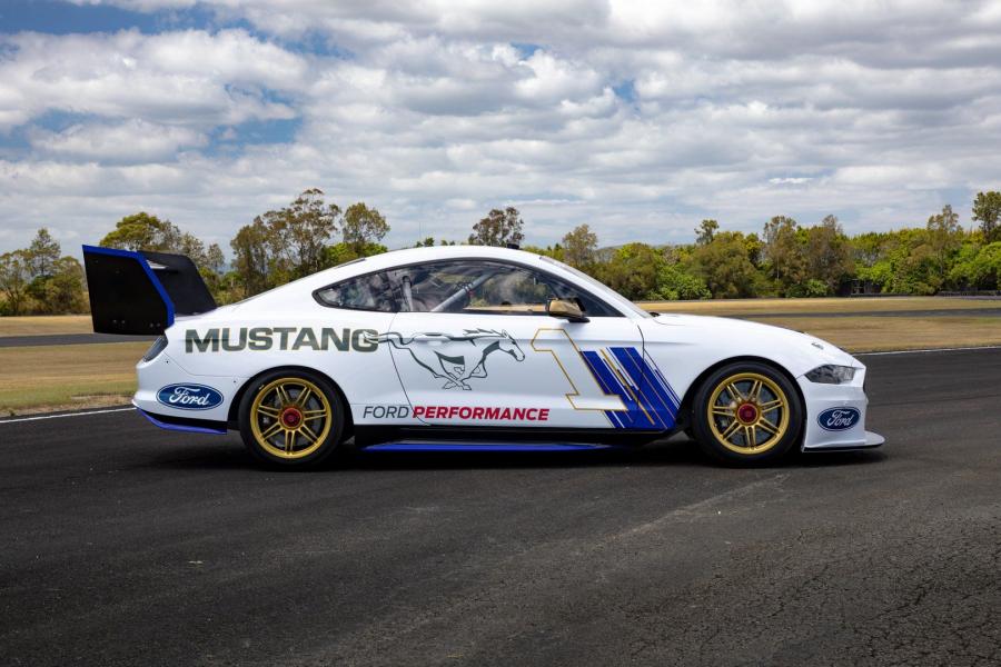  Ford Mustang Supercar Racer 2019 года  (фото 10 из 15)